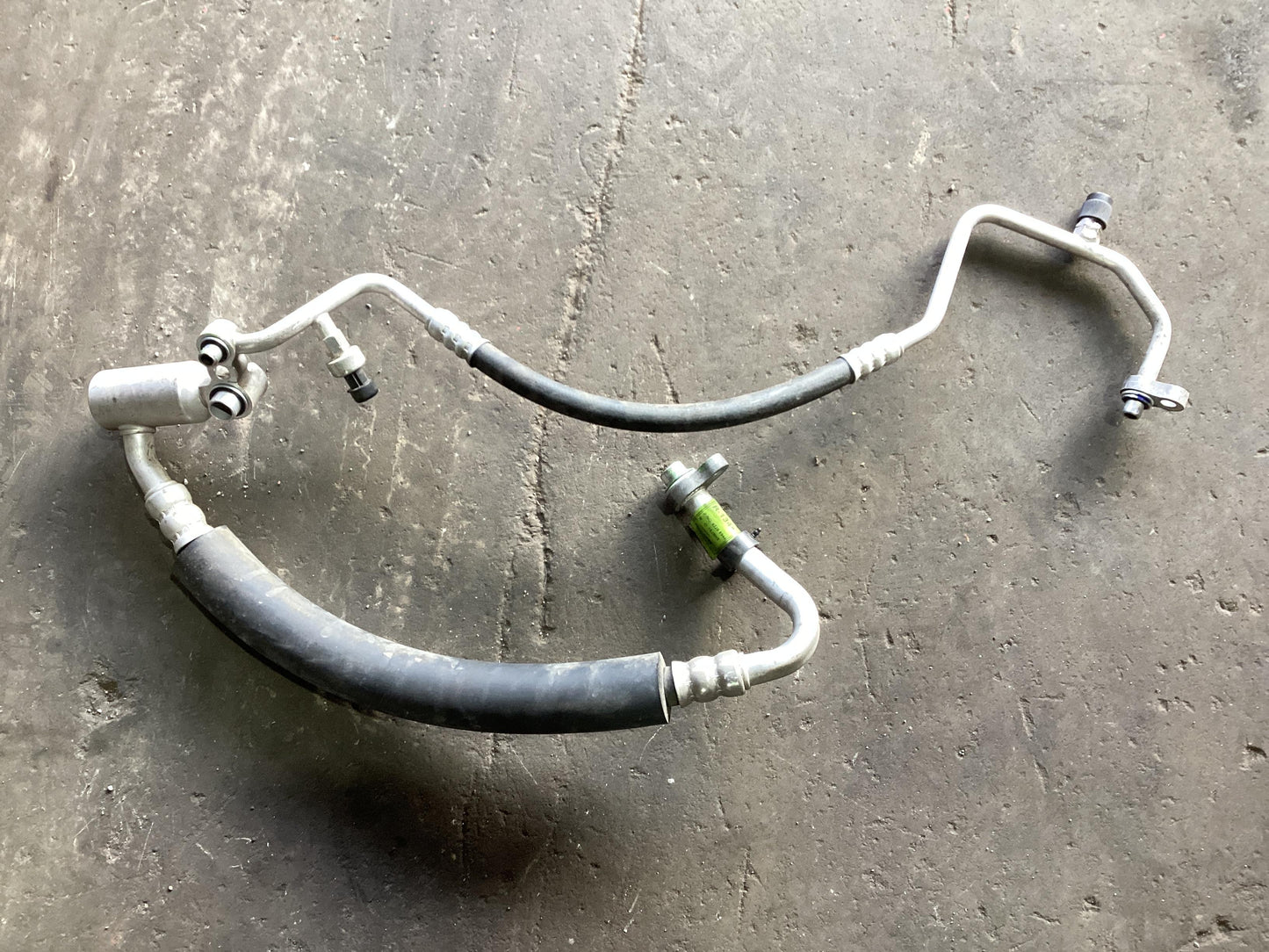 2015 Holden Calais VF  A/C Hoses 92286944