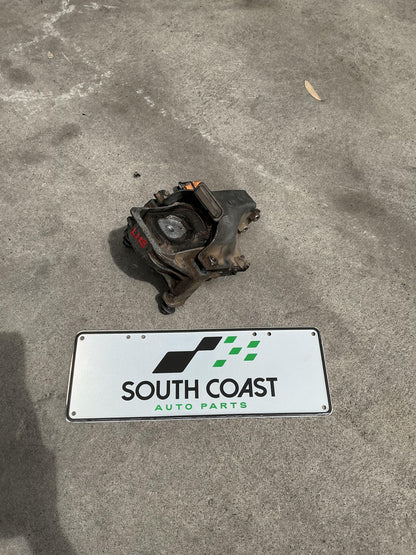 Audi A4 B8 WAUZZ8K9AA071441 Left Engine Mount 8K0399059