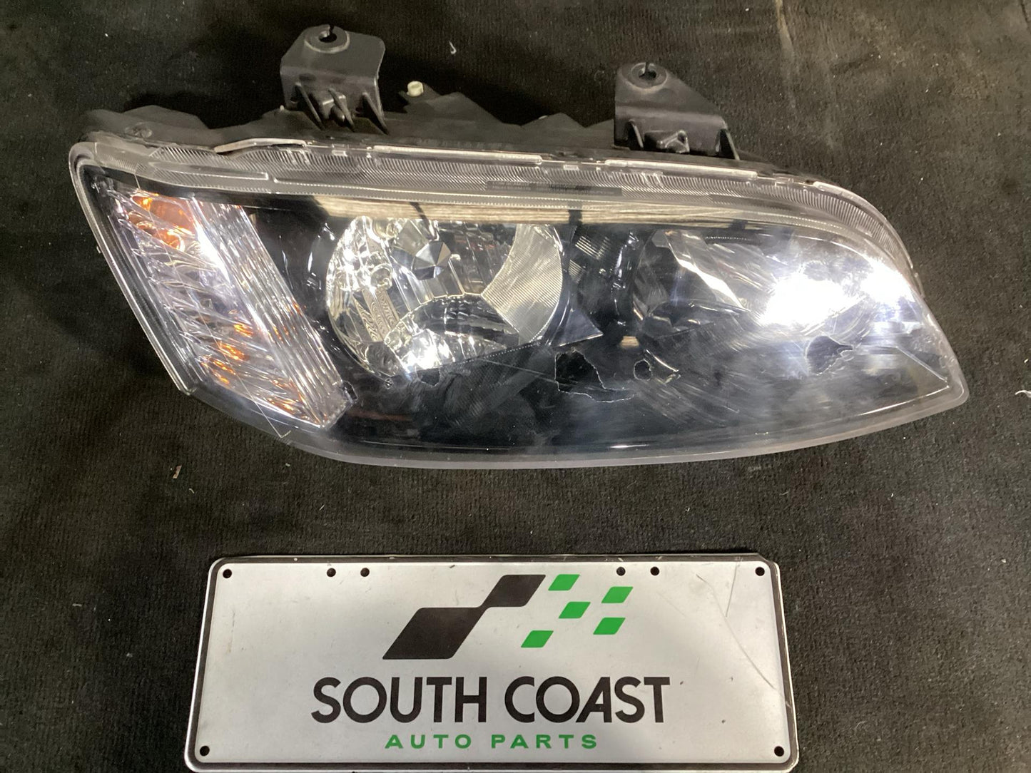 Holden Commodore   Right Headlight