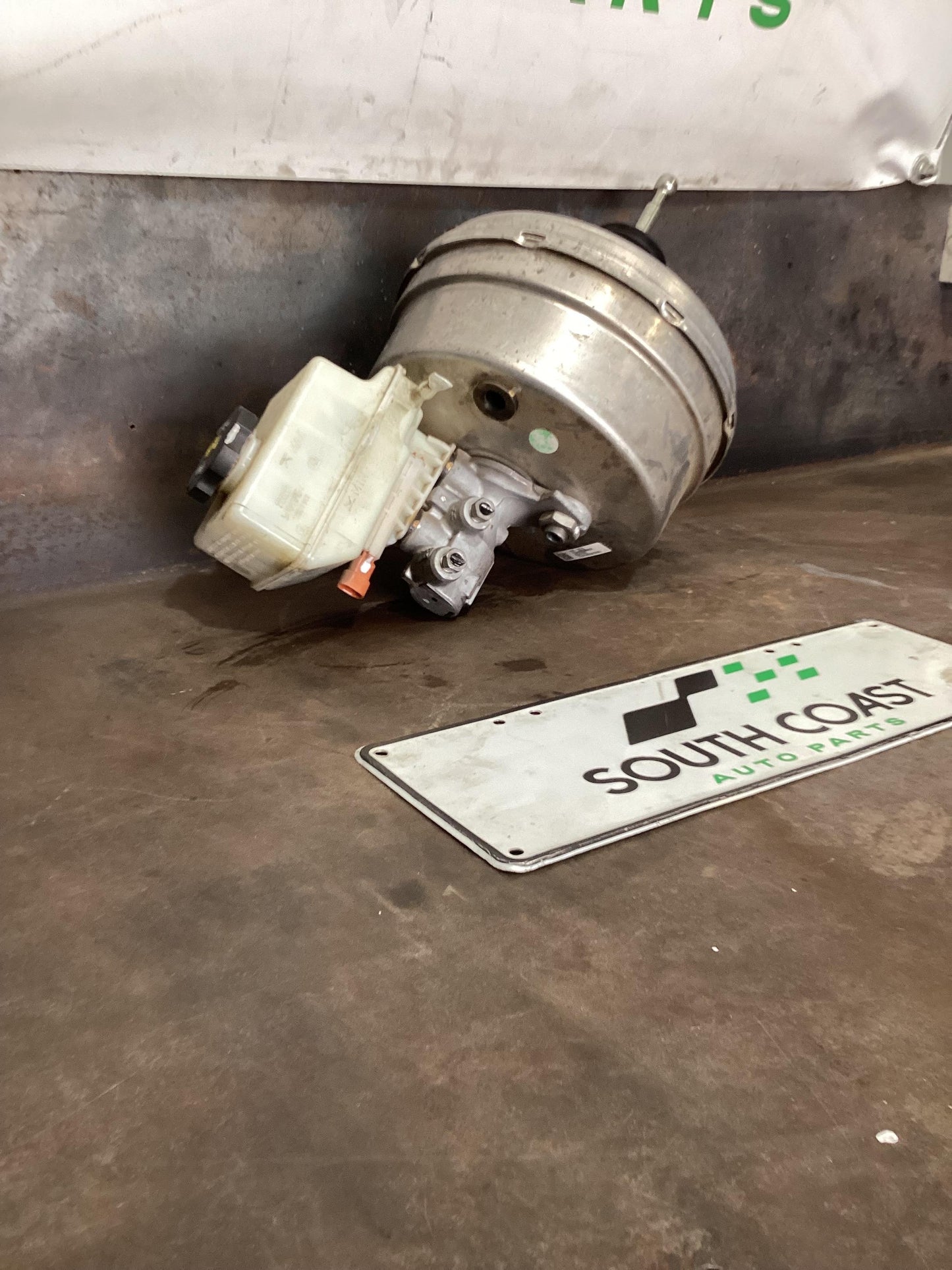Holden Commodore VF  Brake Booster
