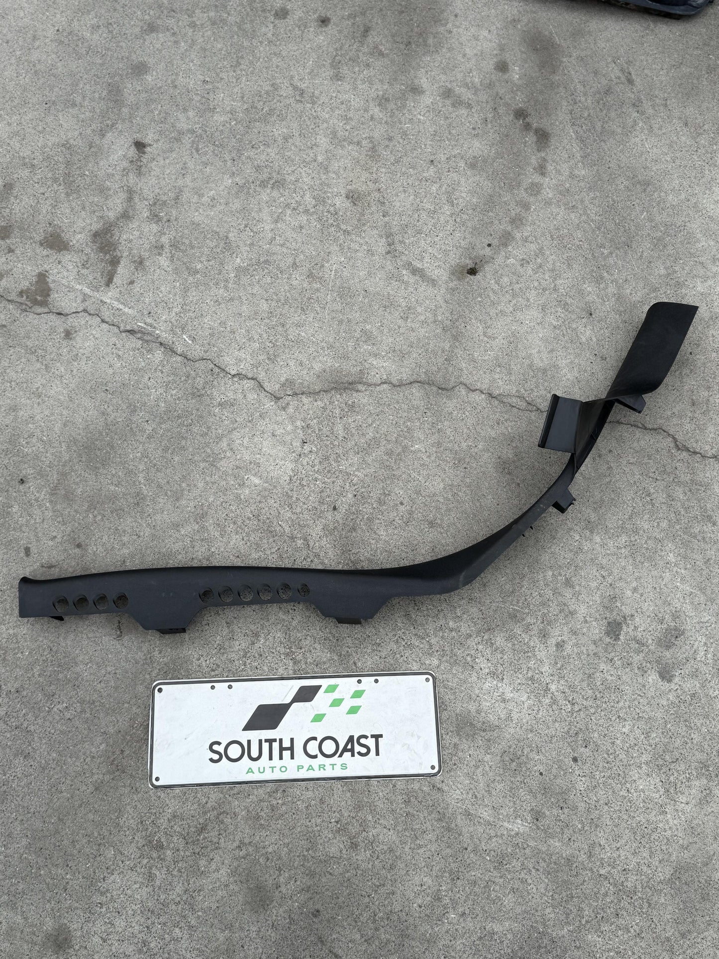 Audi A4 B8 WAUZZ8K9AA071441 Left C Pillar Trim 8K0867767A