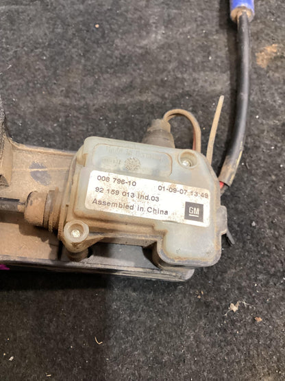 2006 - 2010 Holden Commodore VE  Fuel Door Tank Release 92159013