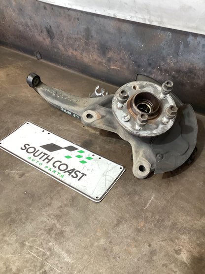 Volkswagen Amarok   Left Front Hub Assembly 2H6407257