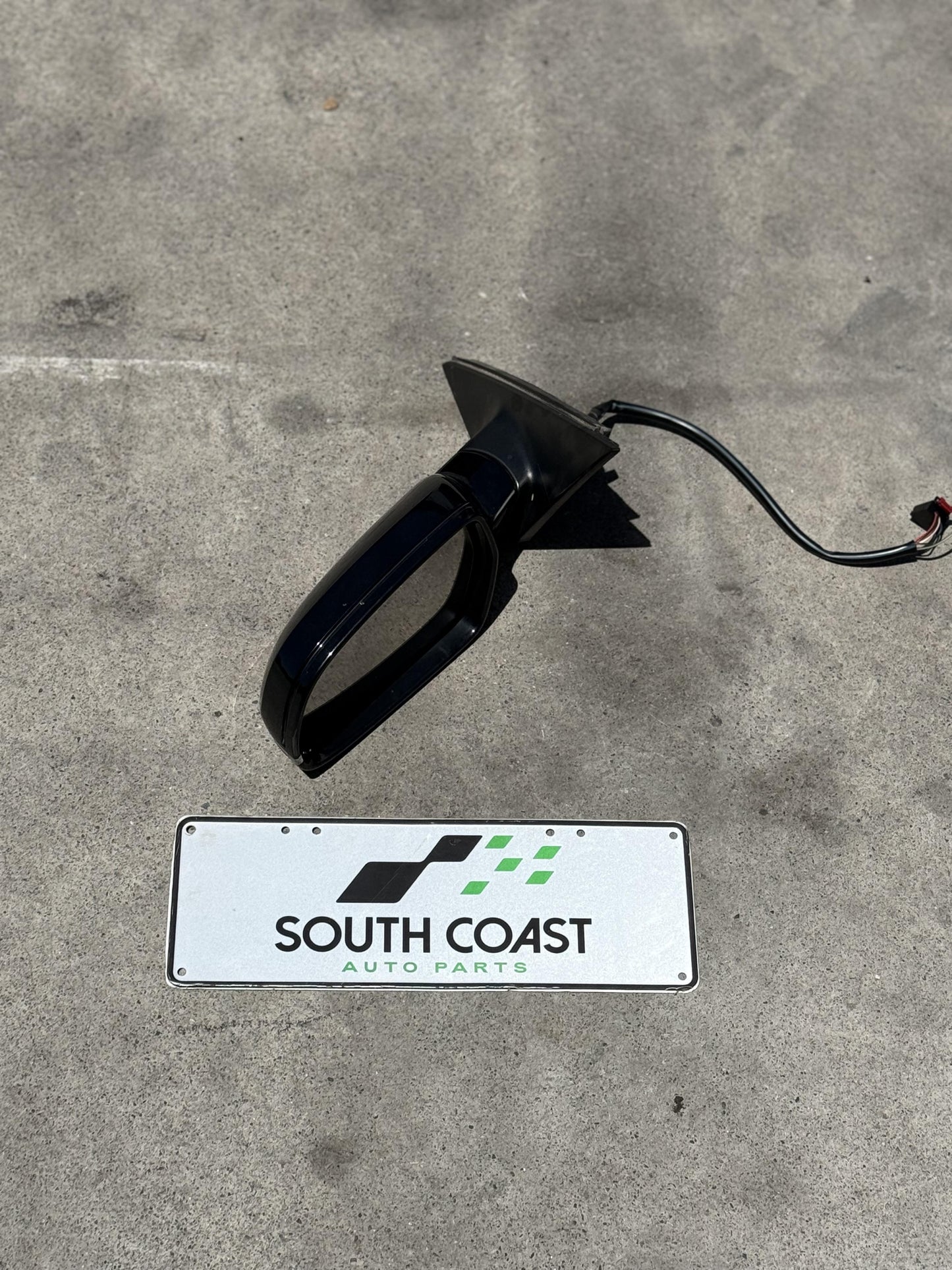 Audi A4 B8 WAUZZ8K9AA071441 Left Door Mirror
