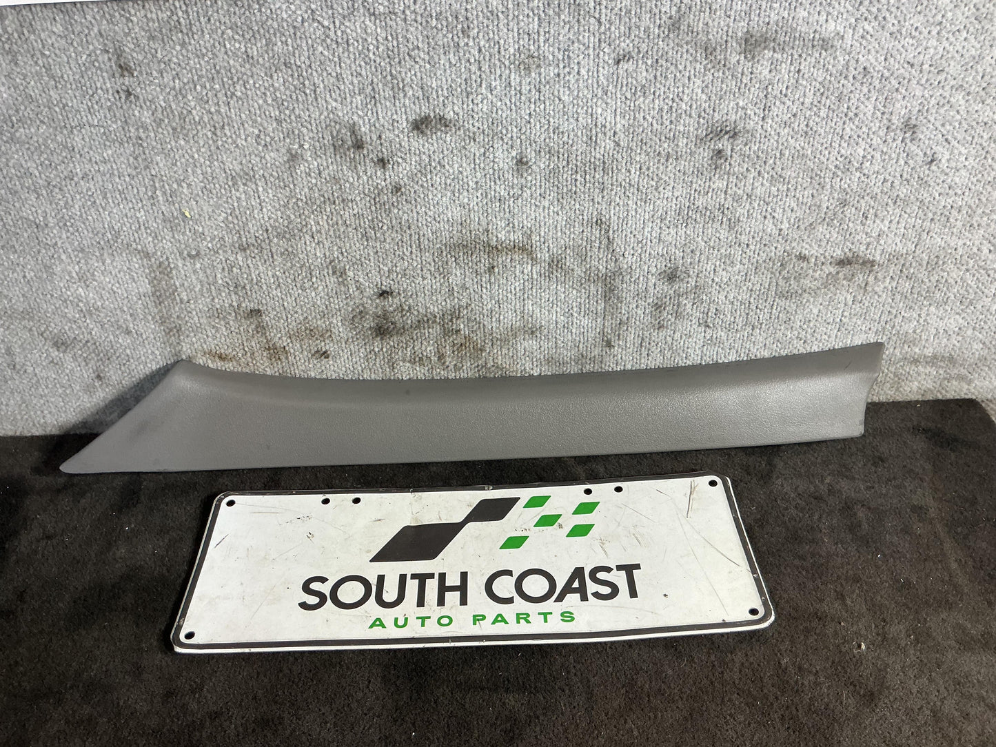 Holden Commodore VR 6H8VRK19HSL781543 Left A Pillar Trim