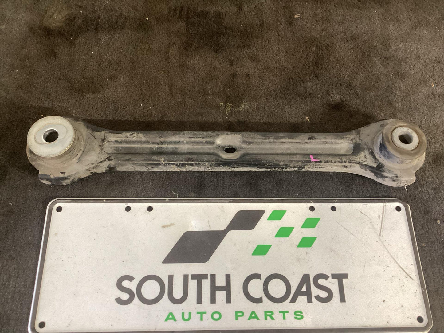 Holden Commodore   Left Rear Toe Control Arm 92204887