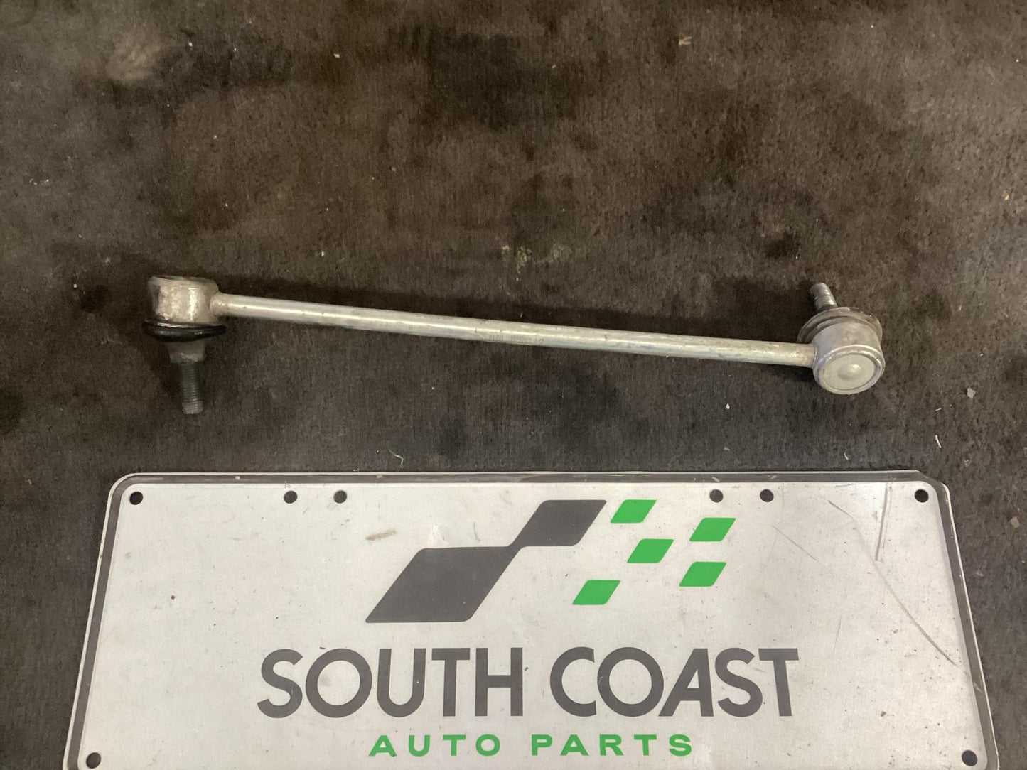 Holden Commodore   Left Front Sway Bar Link