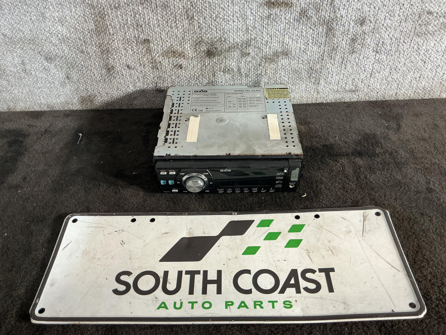 Holden Commodore VR 6H8VRK19HSL781543 Stereo Head Unit 0704000928