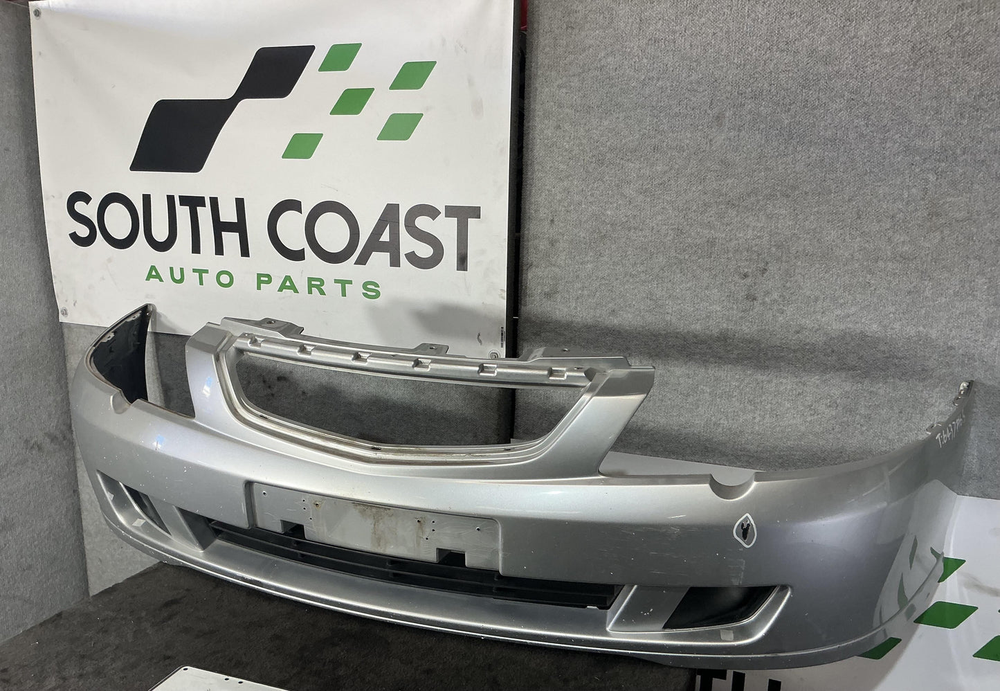 Holden Commodore VY  Front Bumper Bar