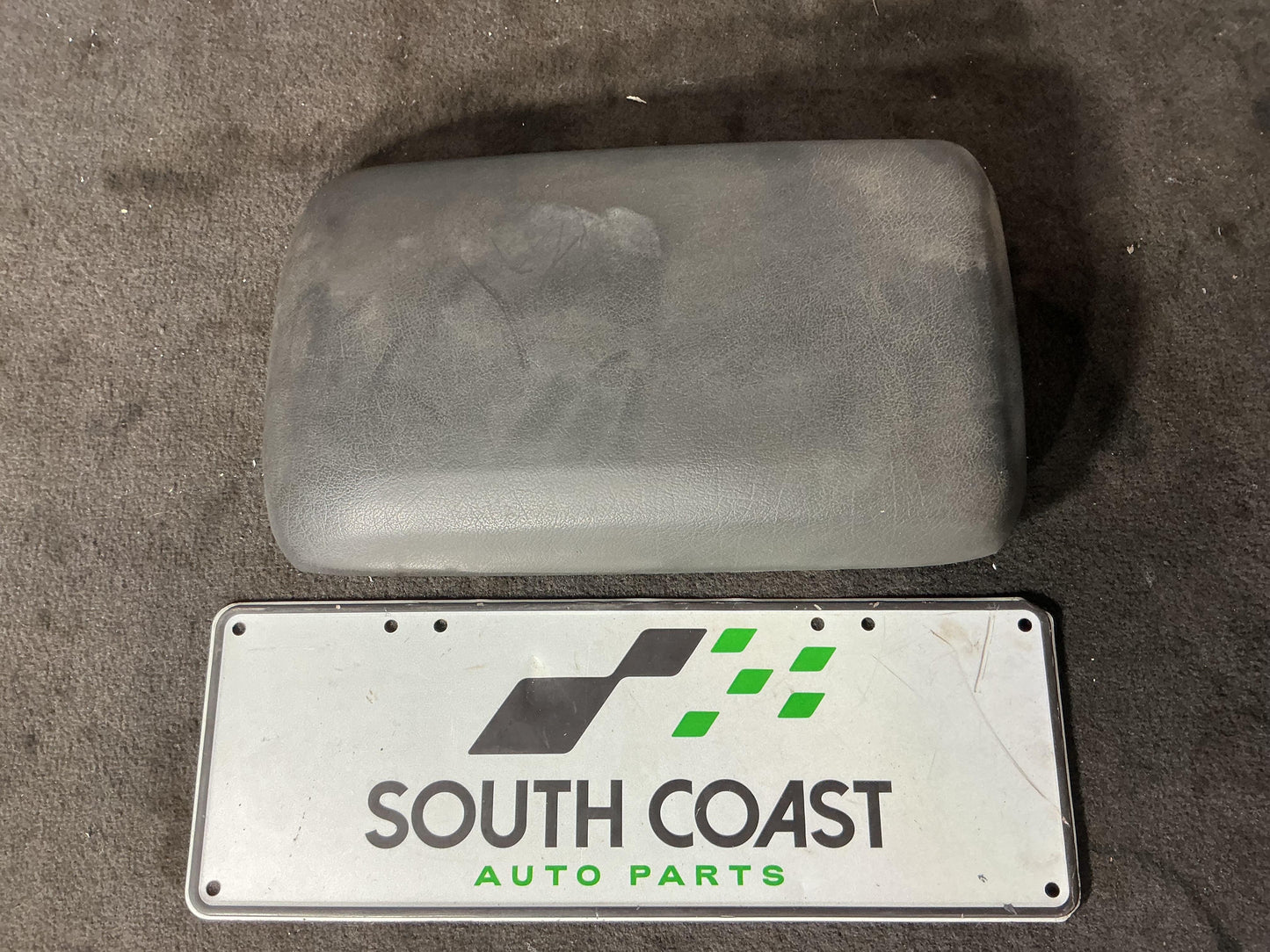 2003 - 2003 Holden Commodore VY  Console Lid