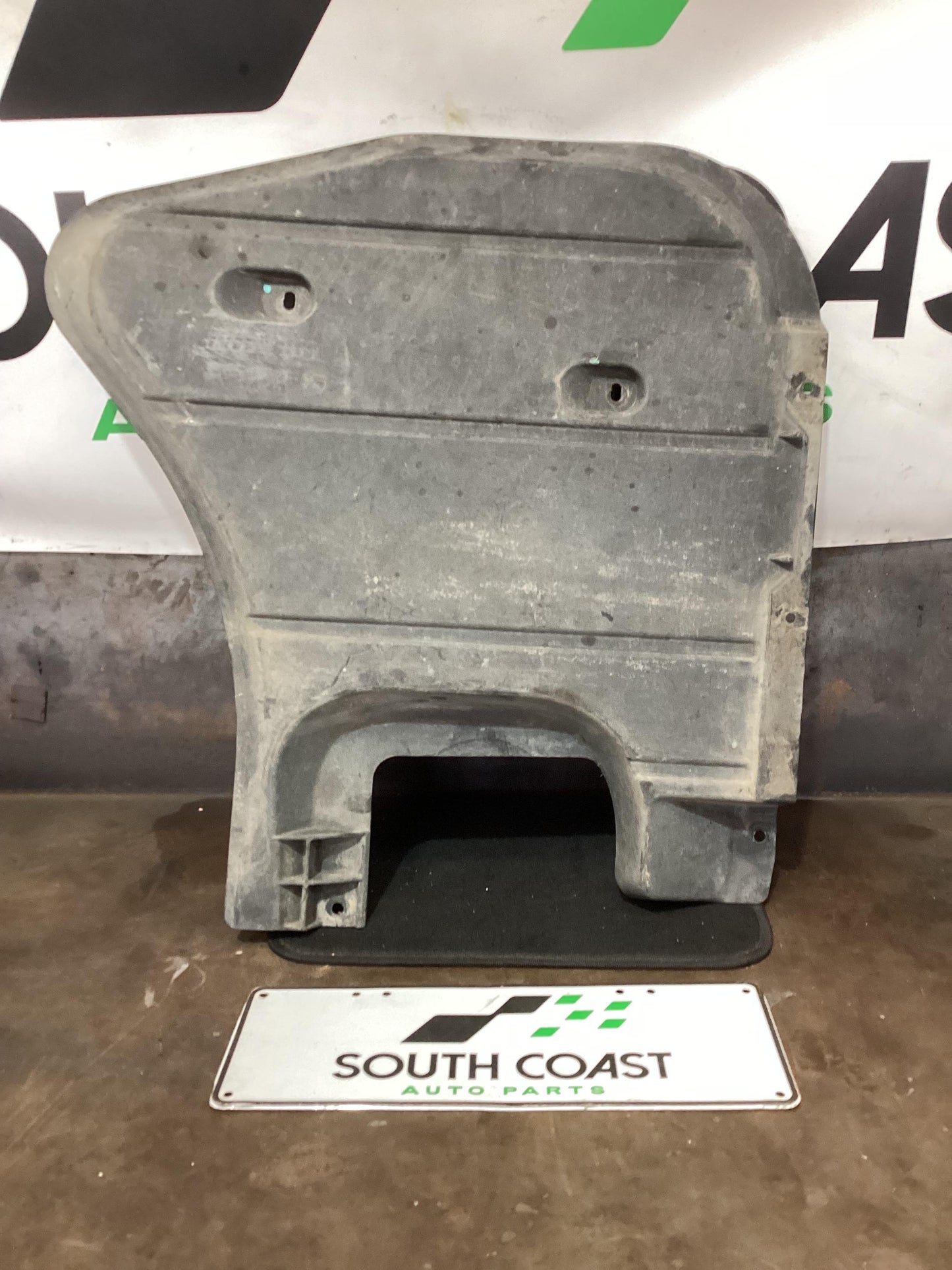 Holden Commodore VE  Splash Shield Under Body 92239500