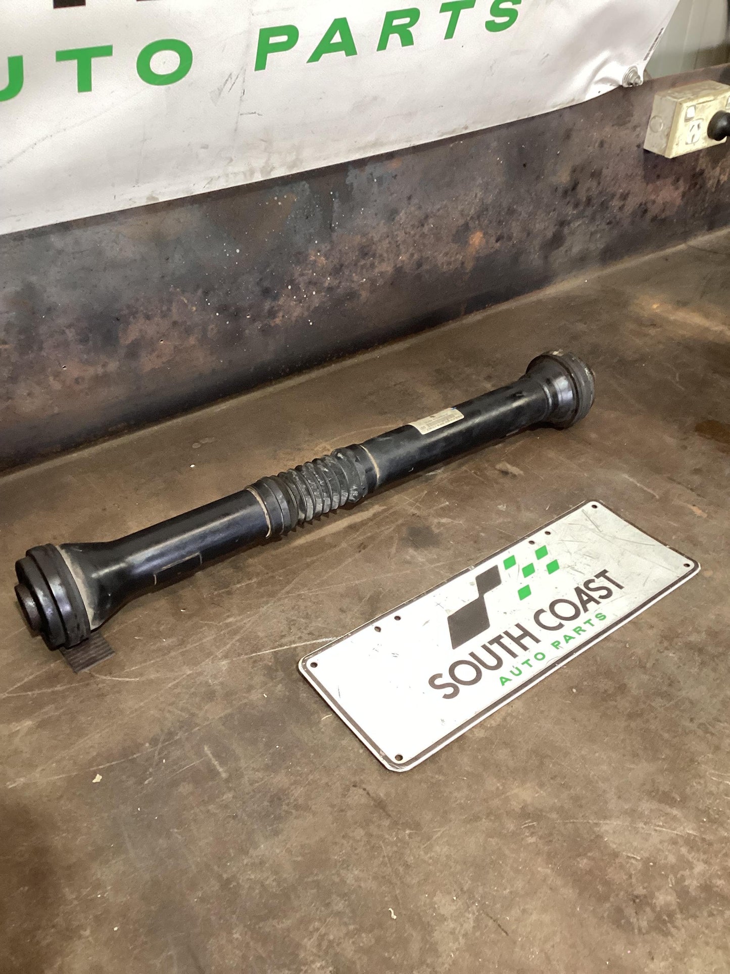 Volkswagen Amarok   Front Prop Shaft 2H0521101H