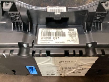 Volkswagen Amarok   Instrument Cluster 2H6920871