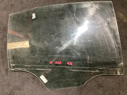 2015HoldenCalaisRight Rear Door Window92264938