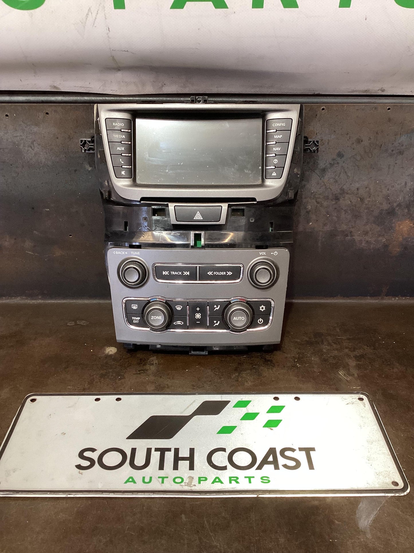 Holden Commodore VE 6G1EK5E79BL526529 Stereo Facia 92257978