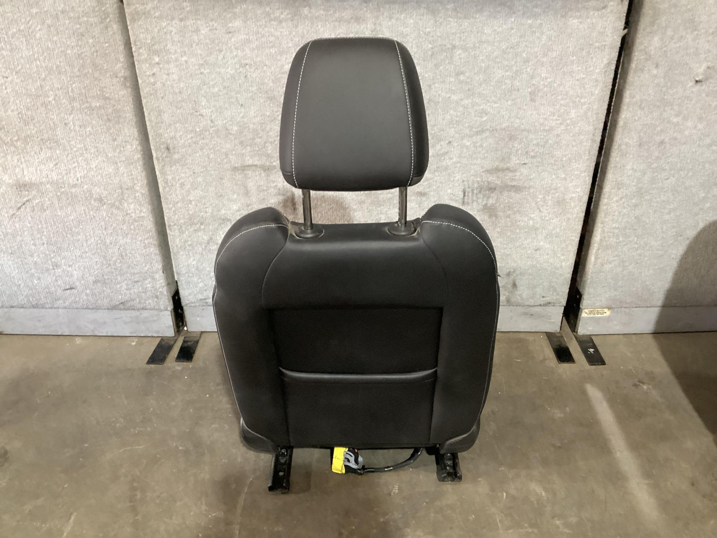 2015 Holden Calais VF  Seats Set