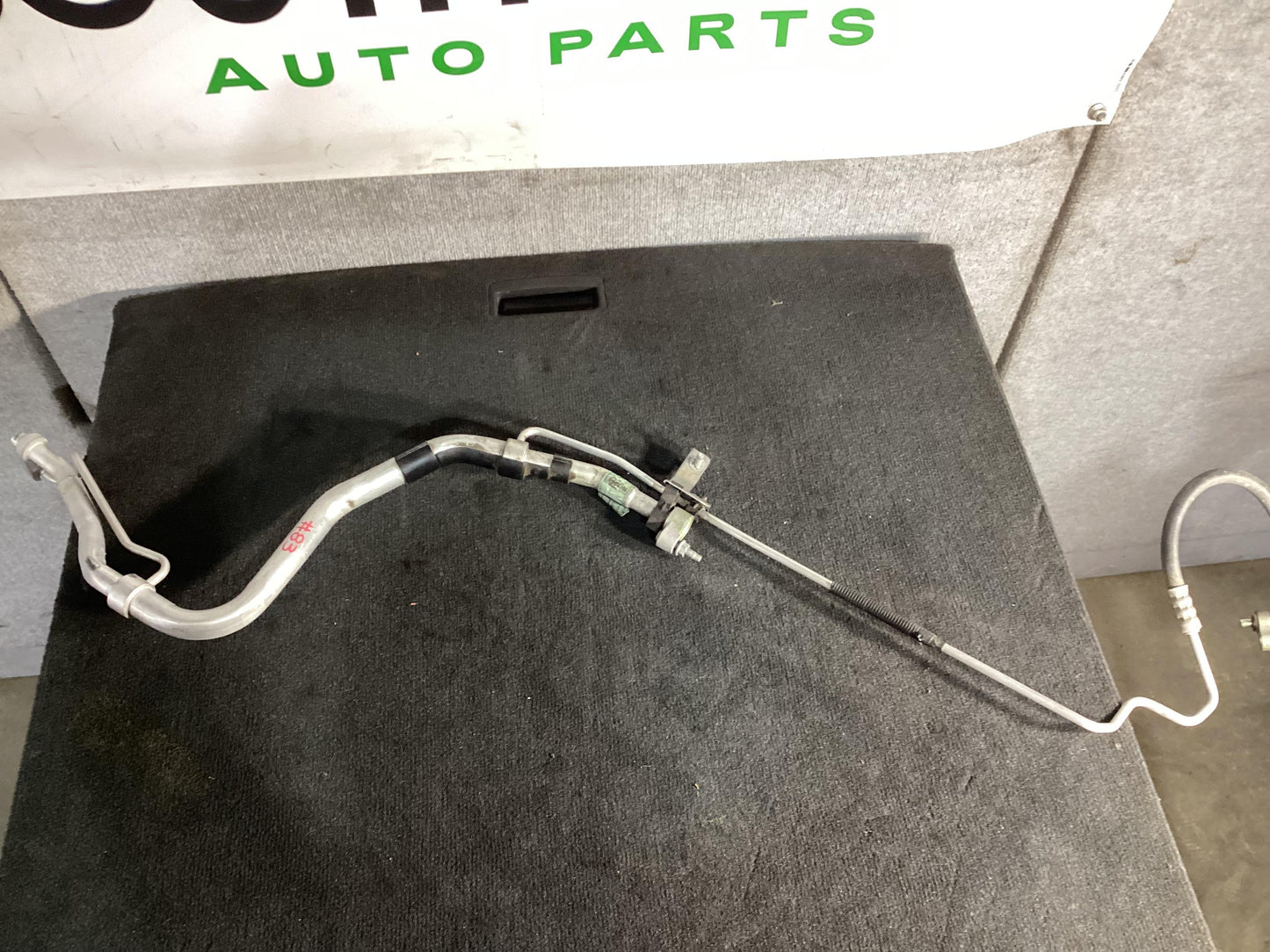 Holden Commodore VF  A/C Pipe 92285455