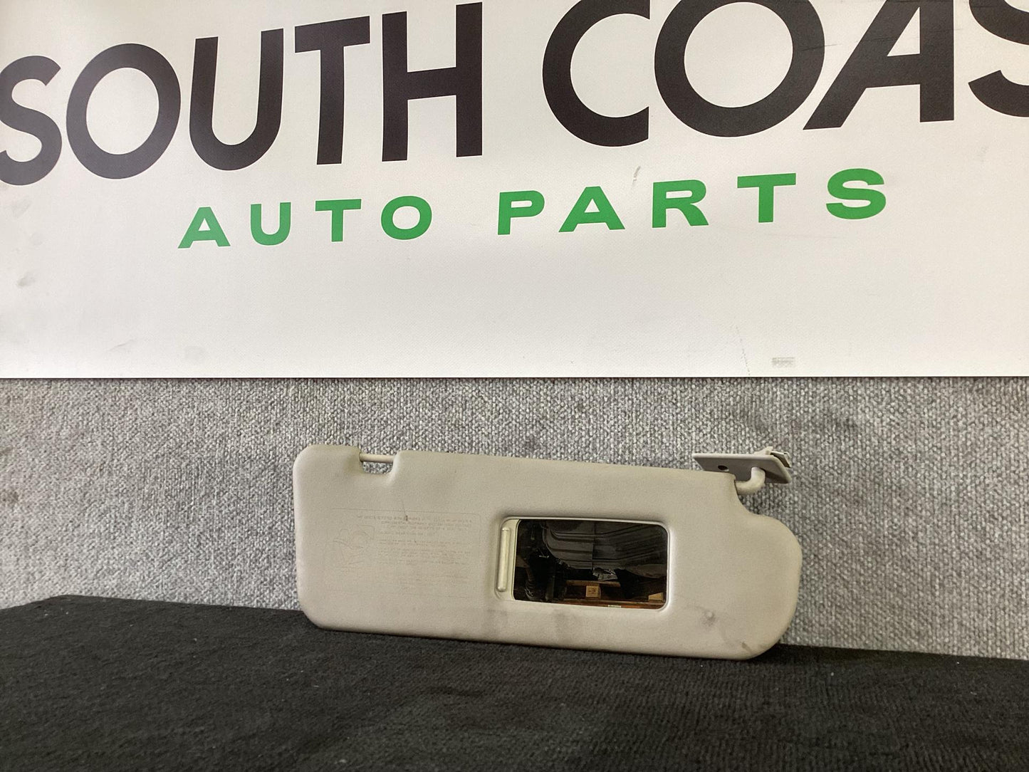 2006 - 2010 Holden Commodore VE  Sun Visor