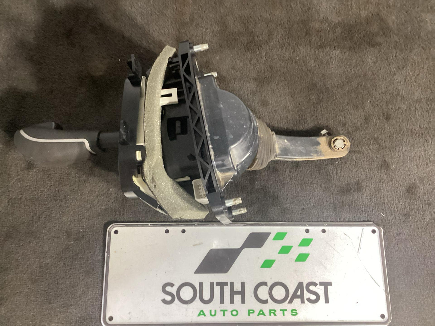 Holden Commodore   Gear Stick/Shifter 20338