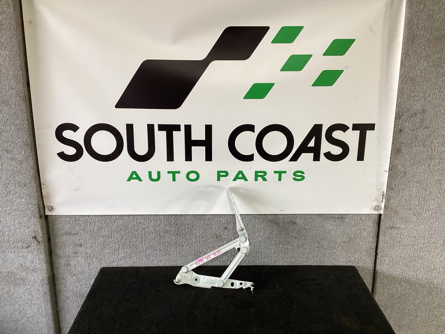 2006 - 2010 Holden Commodore VE  Left Bonnet Hinge