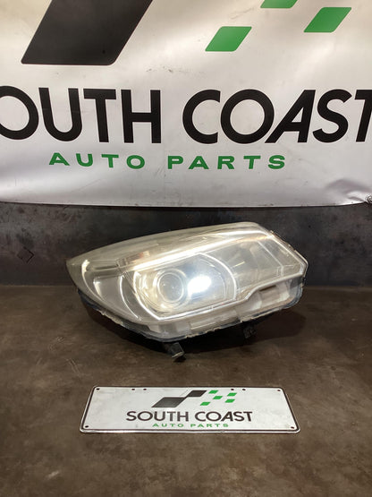 Holden Colorado RG  Right Headlight