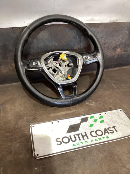 Volkswagen Amarok   Steering Wheel 628024100A