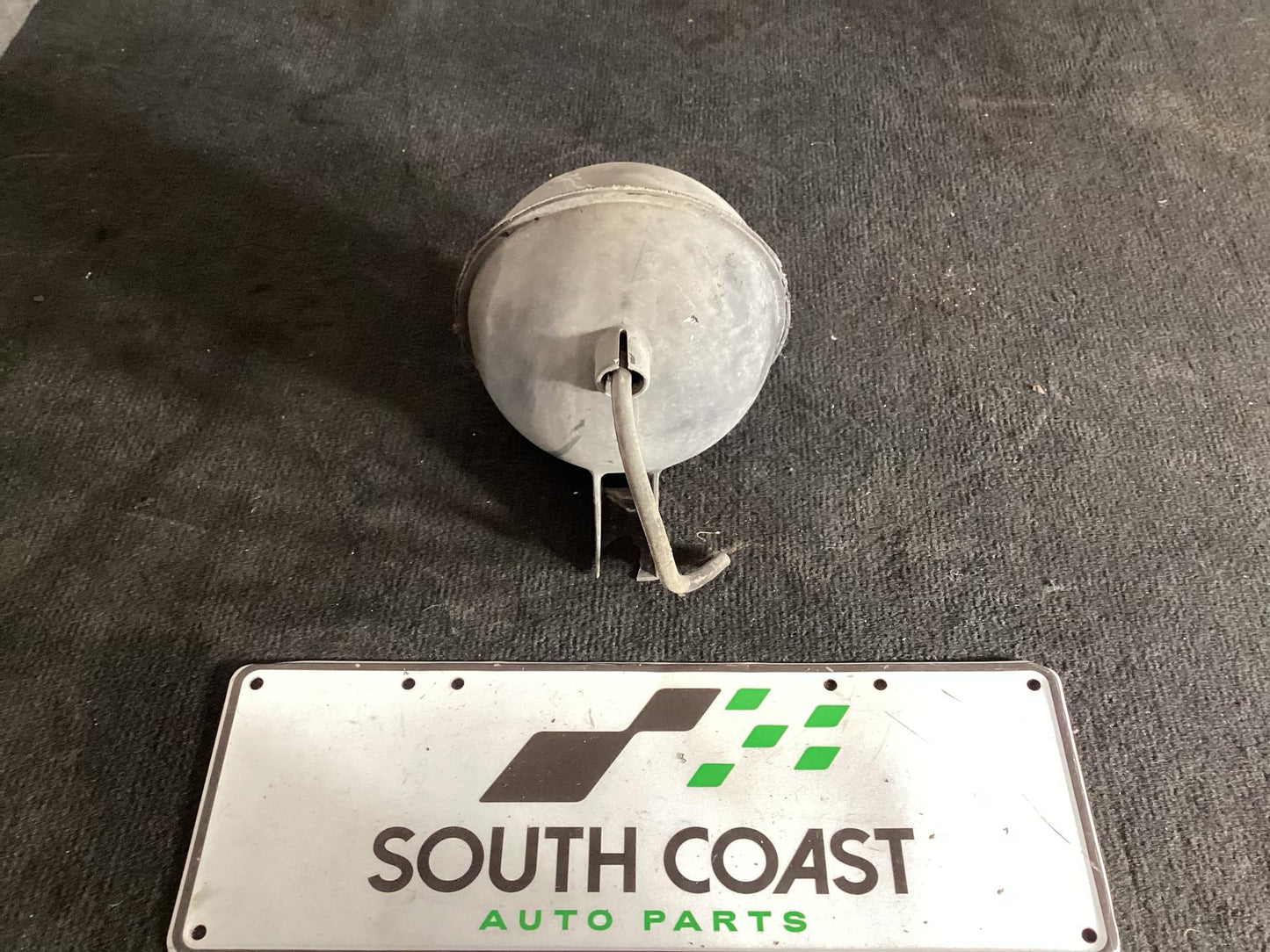 Holden Commodore VP  Vacuum Ball