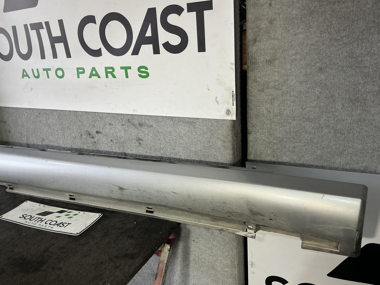 Holden Commodore VY  Right Side Skirt 92084845