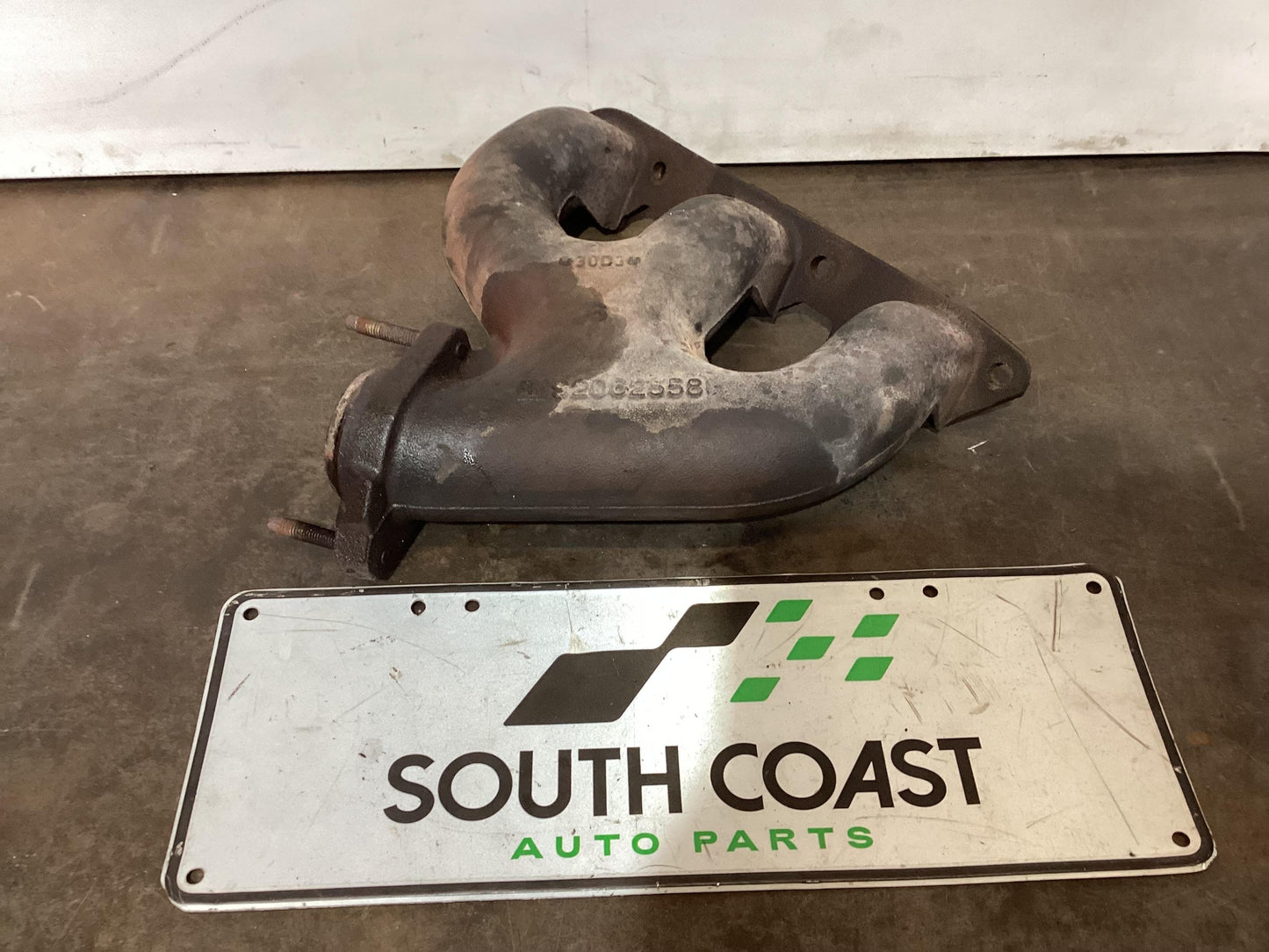 Holden Commodore VY  Right Exhaust Manifold 92062558