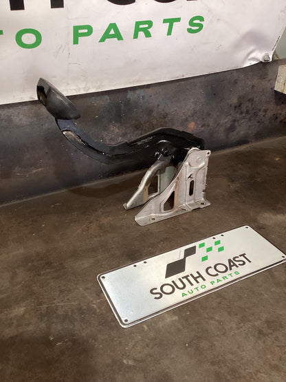 Volkswagen Amarok   Brake Pedal 2H0723057A