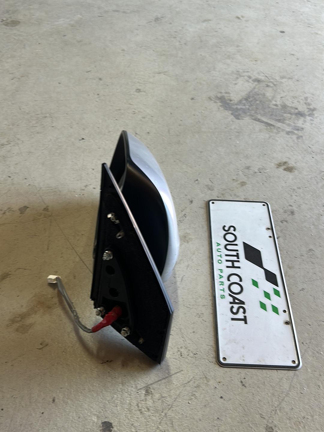 Toyota Land Cruiser   Left Door Mirror Murakami 8858