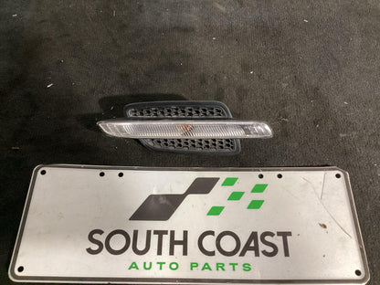 Holden Commodore   Left Indicator 92259018