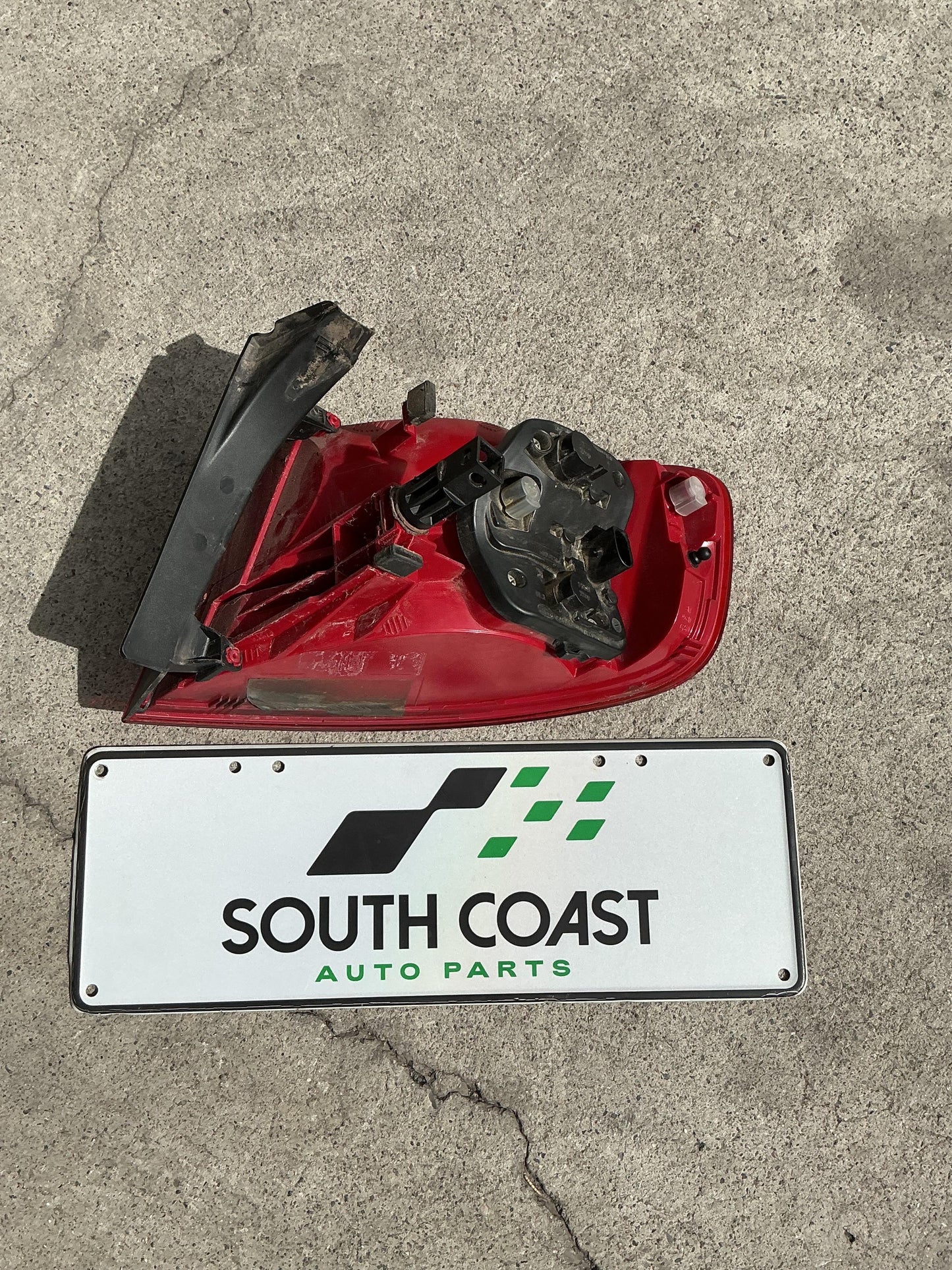 Audi A4 B8 WAUZZ8K9AA071441 Left Taillight