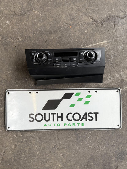 Audi A4 B8 WAUZZ8K9AA071441 Climate Controller 8T2820043AG