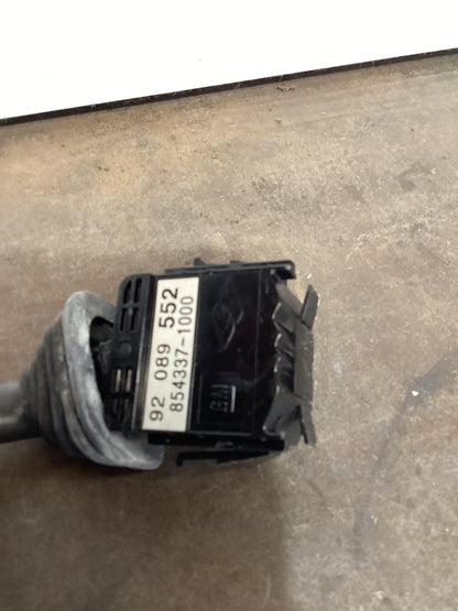 Holden Commodore VY  Wiper Switch 92089552