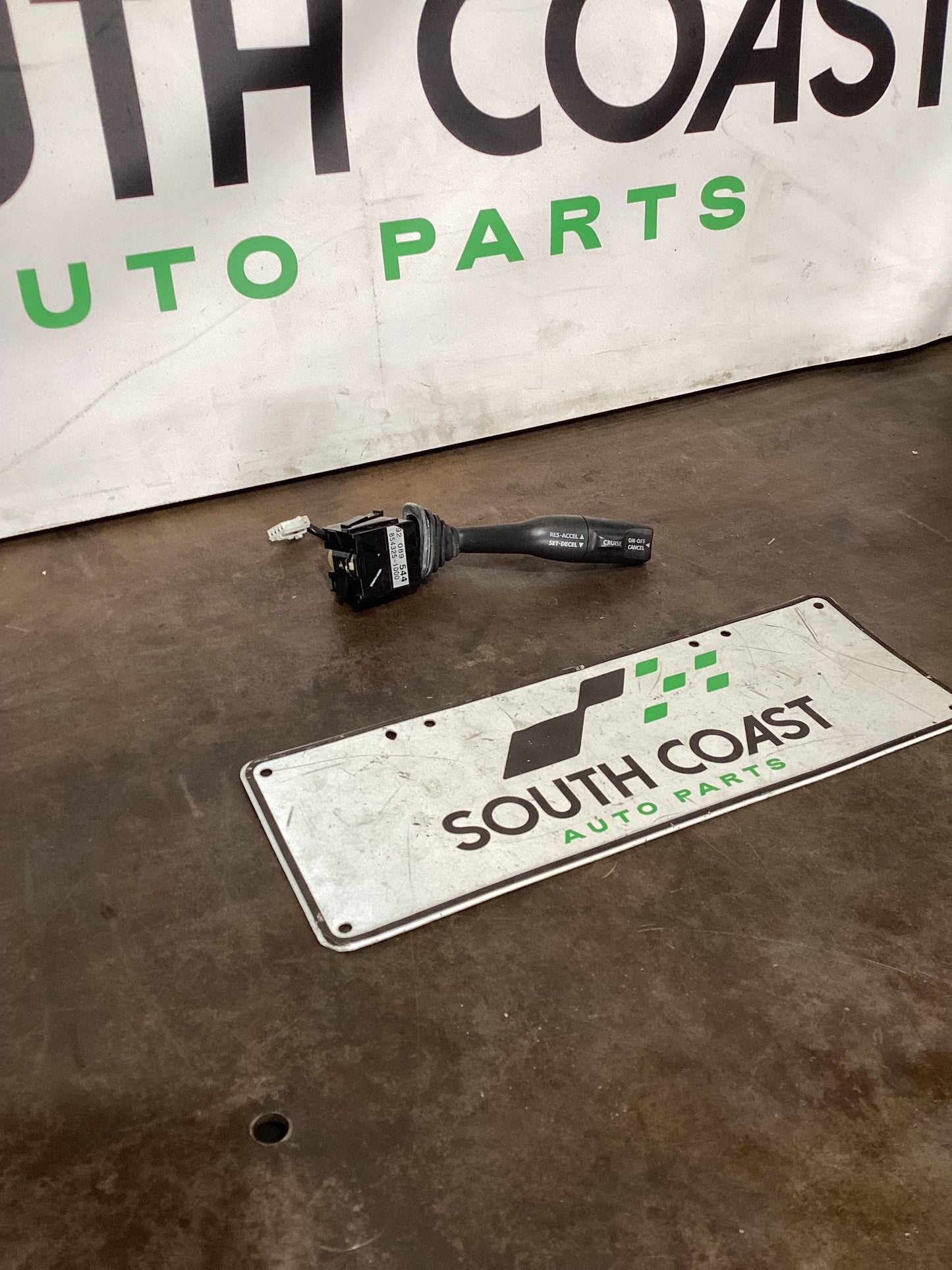 Holden Commodore VY  Indicator Stalk 92089544