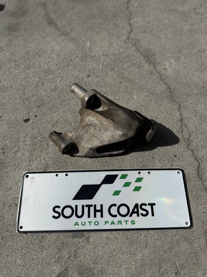 Audi A4 B8 WAUZZ8K9AA071441 Left Engine Mount 8K0199307BM