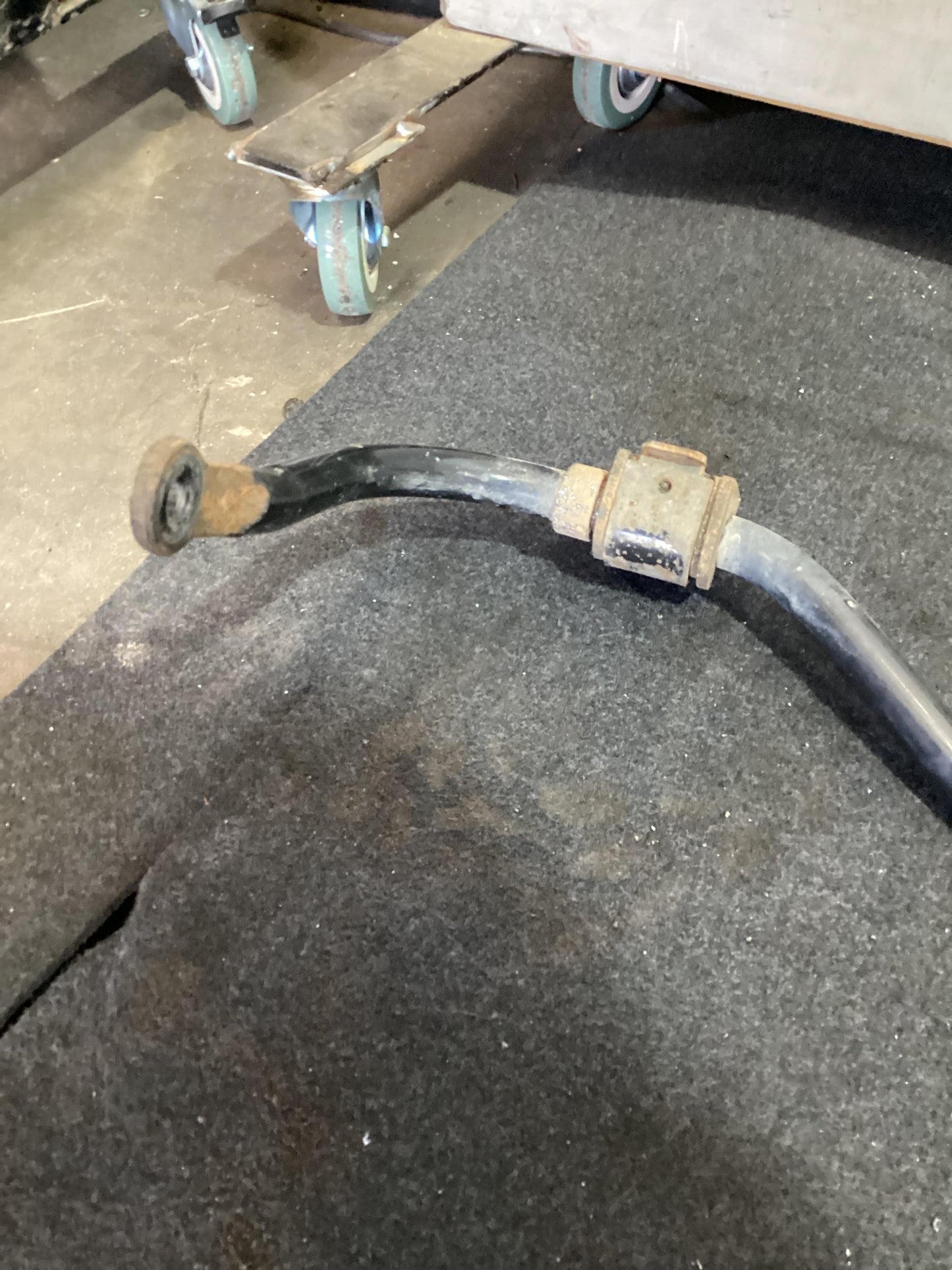 2006 - 2010 Holden Commodore VE  Rear Sway Bar