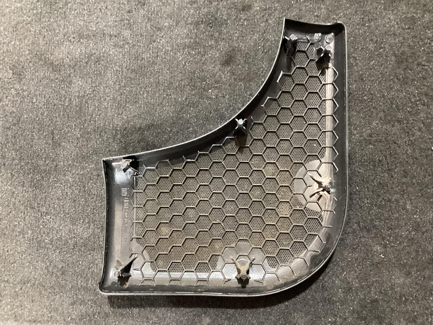 2005, Holden, Commodore, Commodore, right rear speaker cover
