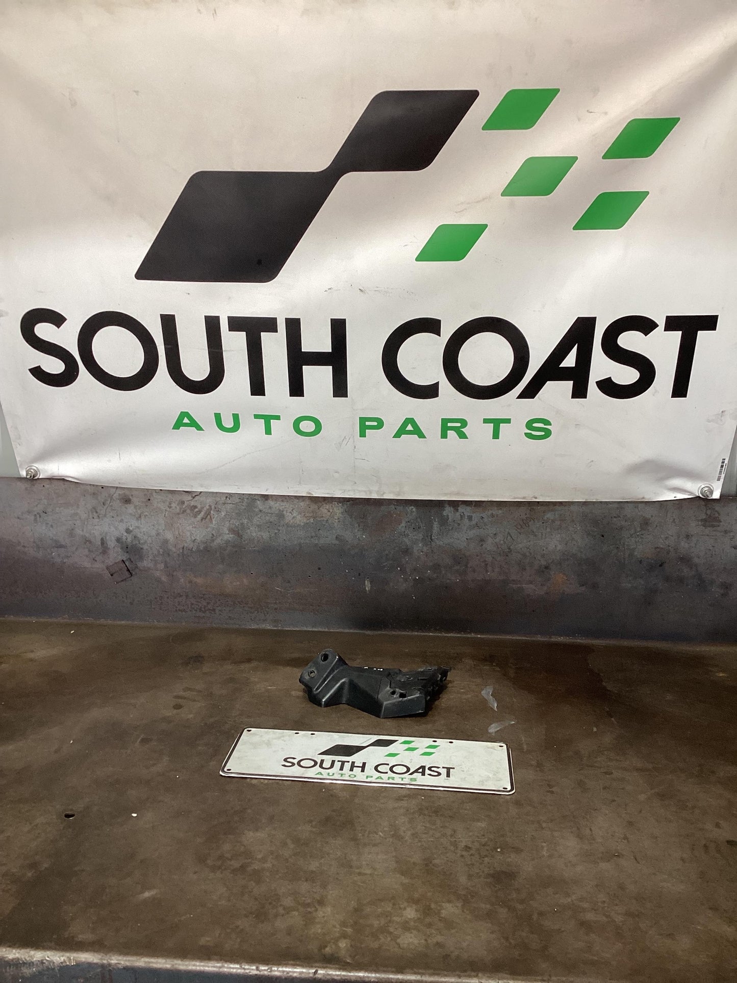 Holden Commodore VF  Left Front Guard Bracket