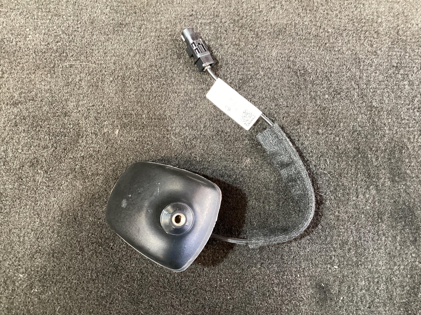 2016 - 2016 Holden Commodore Commodore  Antenna 92256398