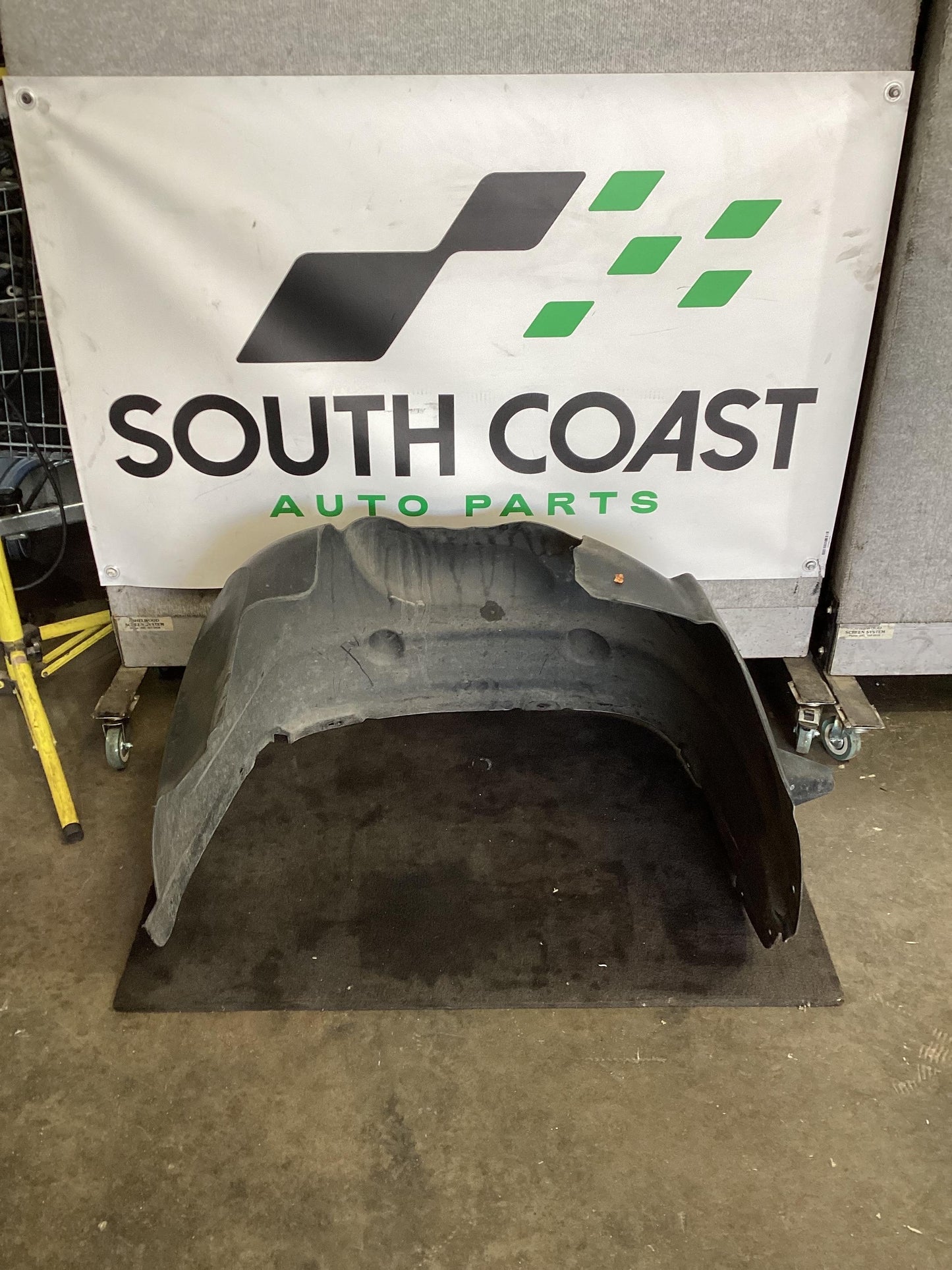 Volkswagen Amarok   Right Front Inner Guard