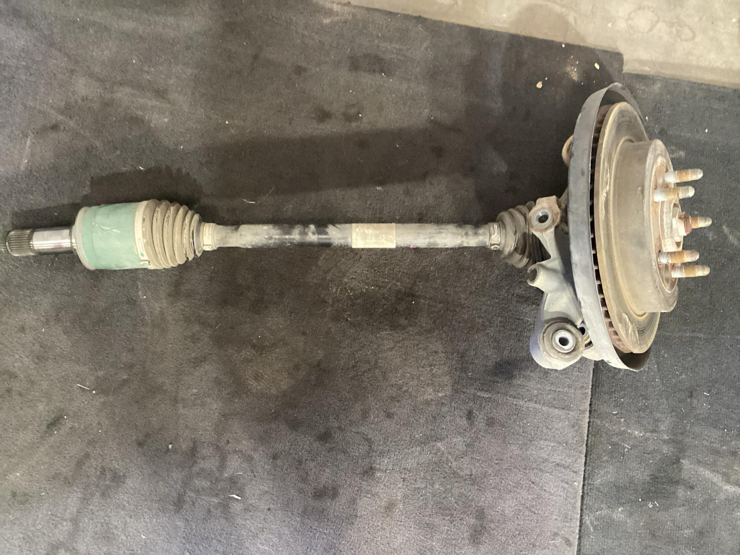 2011 - 2011 Holden Commodore   Left Drive Shaft 92238513