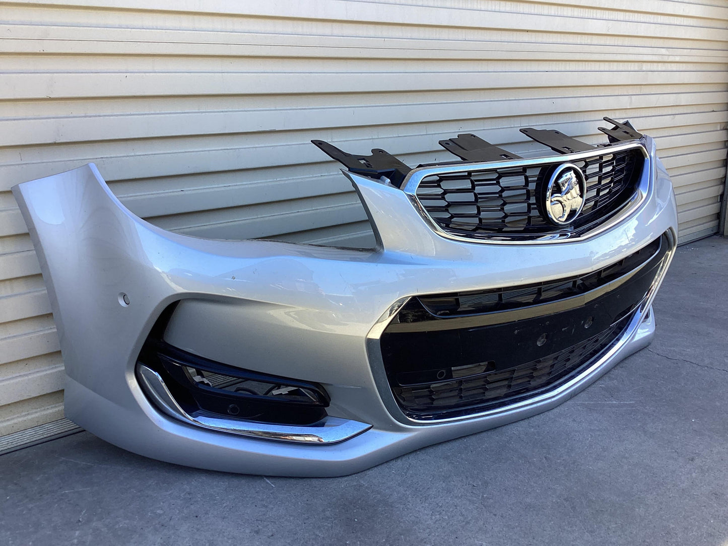 2017 Holden Commodore VF  Front Bumper Bar