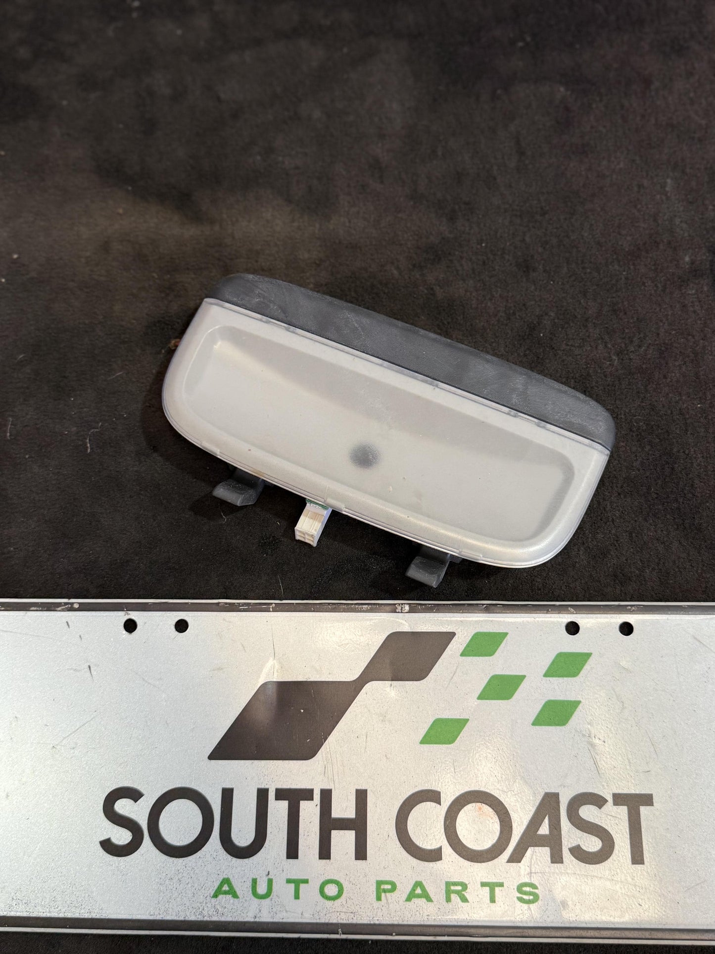 Holden Commodore VE  Rear Interior Light M100156
