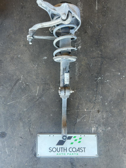 Audi A4 B8 WAUZZ8K9AA071441 Left Front Strut
