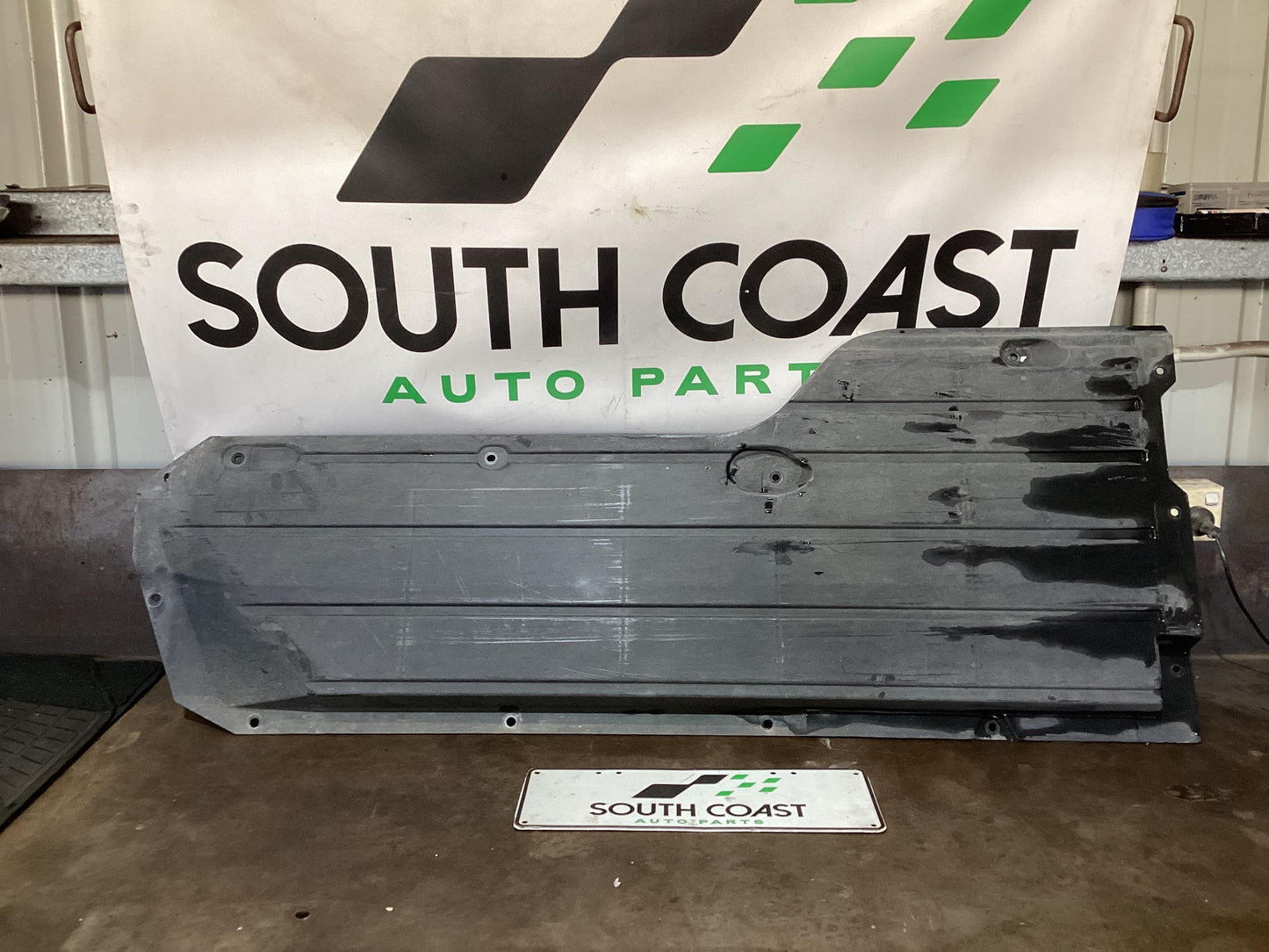 Holden Commodore VE 6G1EK5E79BL526529 Splash Shield Under Body 92239499