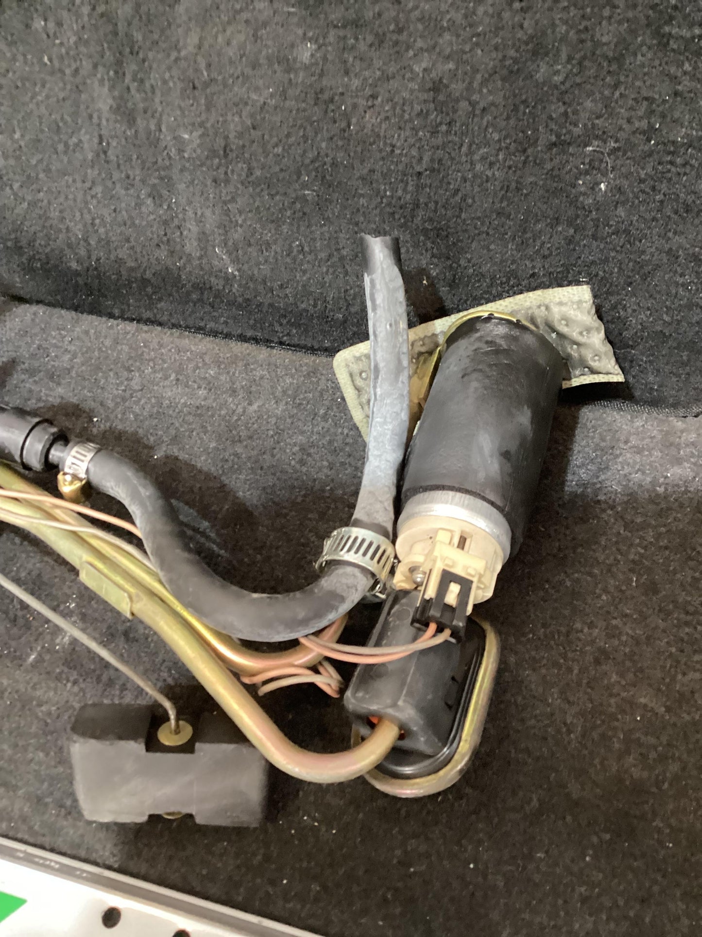 Holden Commodore VR  Fuel Sending Unit