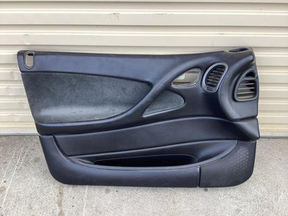 2002 - 2004 Holden Commodore VY 6G1YL54A94L196501 Door Trim