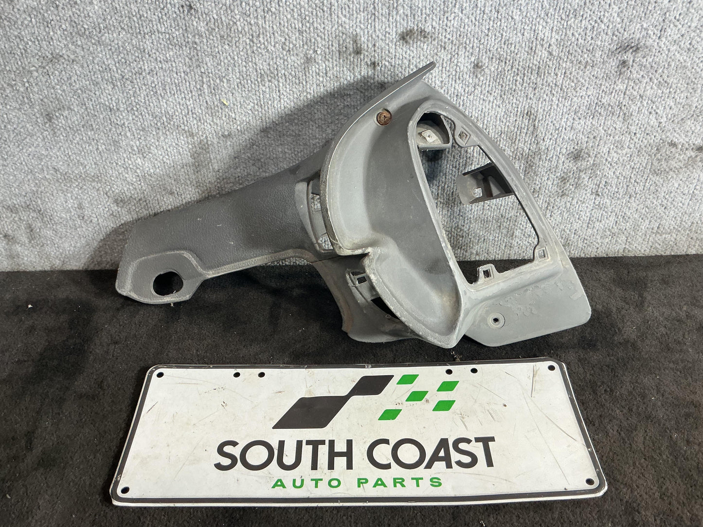 Holden Commodore VR 6H8VRK19HSL781543 A/C Vent Left 92052309